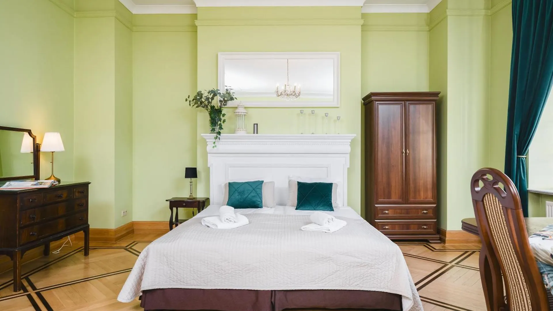 Apartamenty W Palacu Pod Baranami Krakow