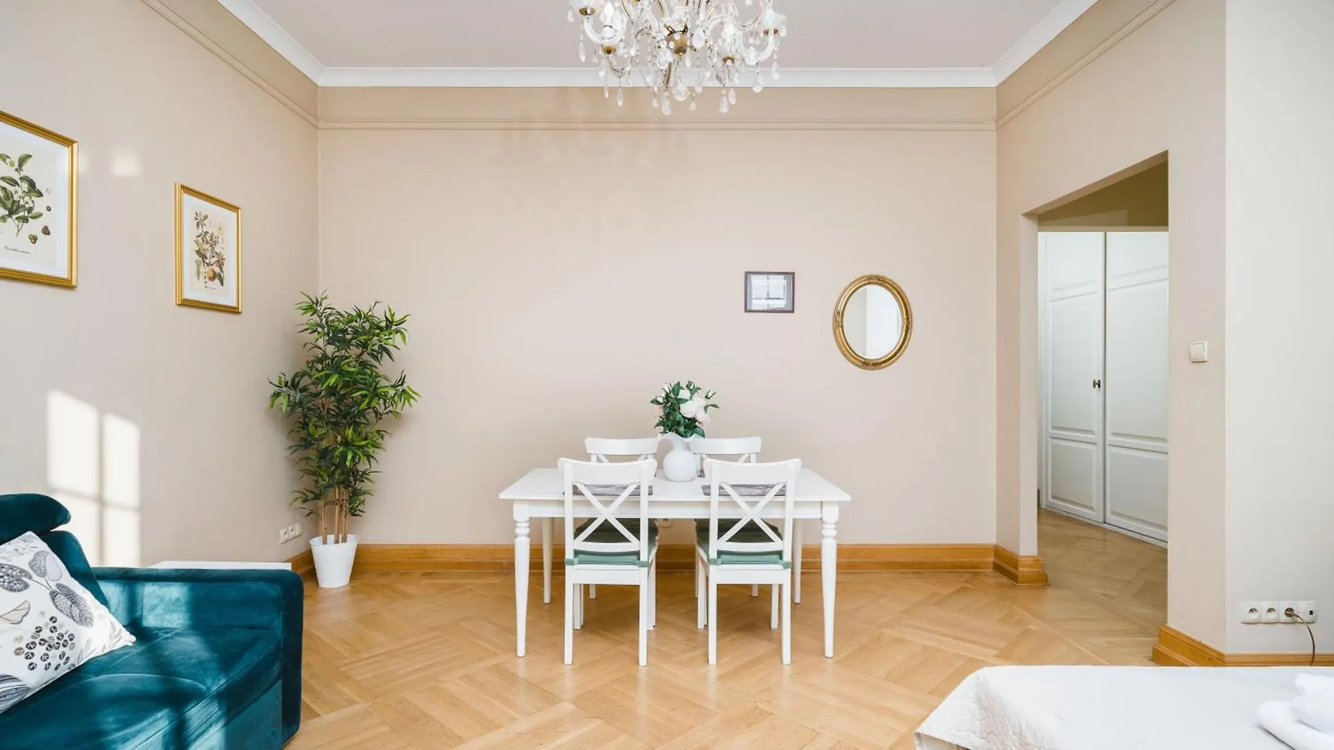 Apartment Apartamenty W Palacu Pod Baranami Krakow