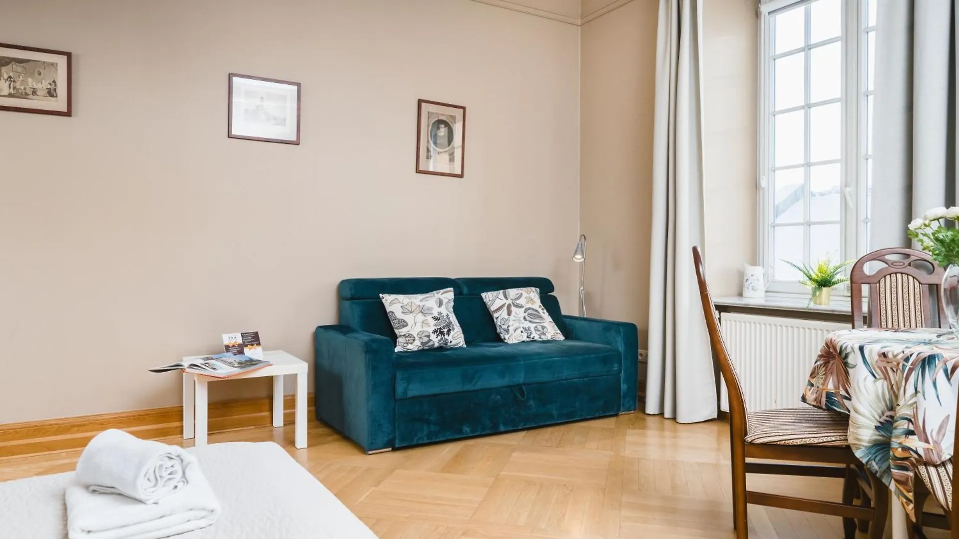Apartamenty W Palacu Pod Baranami Krakow Apartment