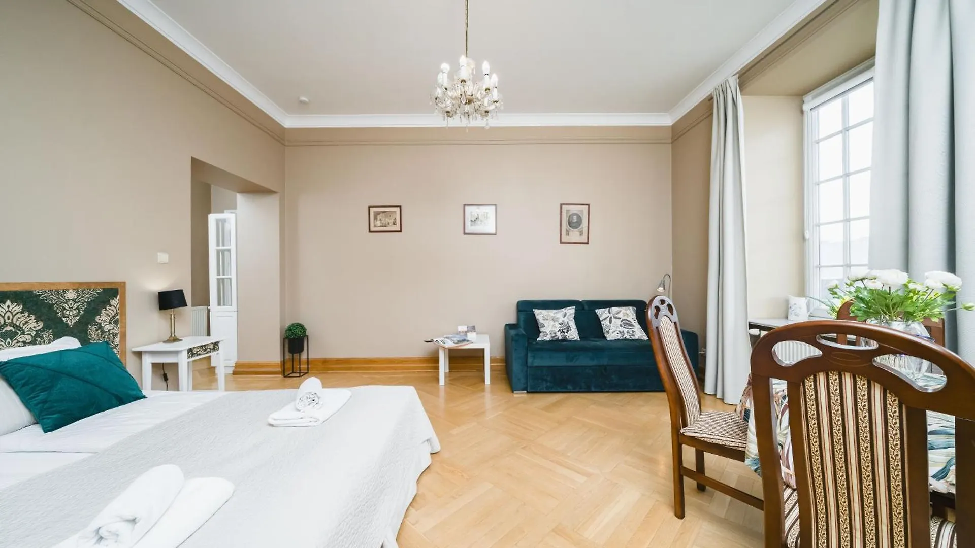 Apartamenty W Palacu Pod Baranami Krakow Apartment