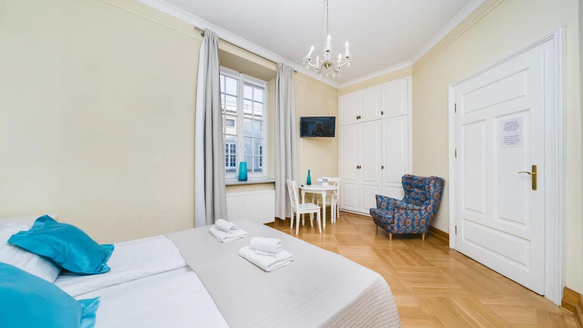 Apartamenty W Palacu Pod Baranami Krakow Apartment